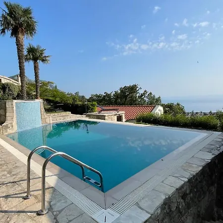 Holiday home House In The Mountains Near Budva